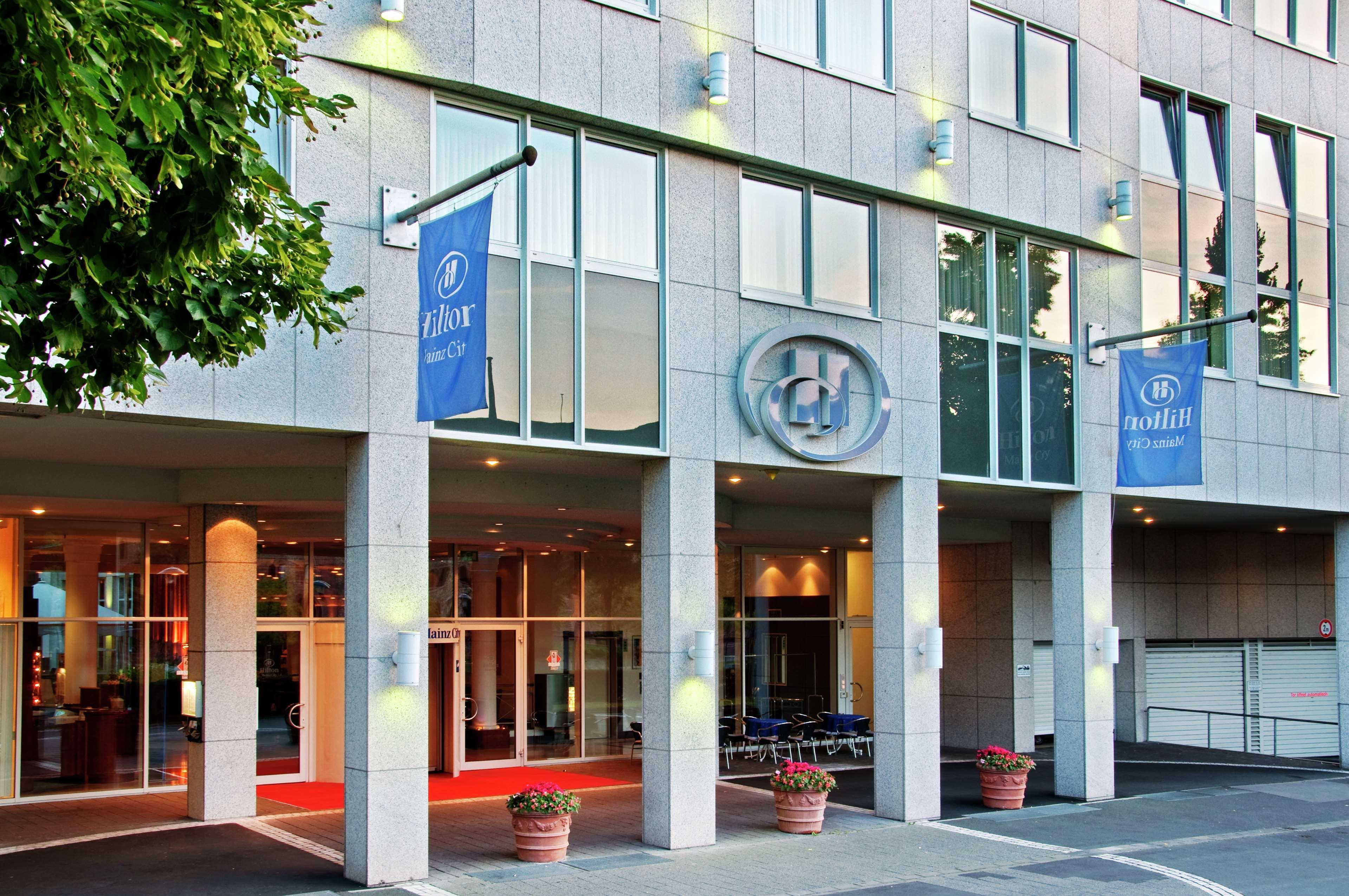 Hilton Mainz City Exterior foto